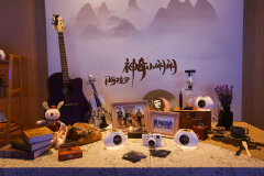 lavening阿拉的”团队并不逃求“小闹闹”能引领起 